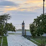 Sunrise Front By Bookvillaeu Apartamento *